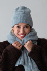 Rib-knit hat in grey melange