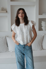 Bluse mit Stickerei in Weiß aus Baumwolle – fair produziert – Clara Himmel