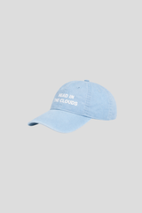 Nachhaltige Cap HEAD IN THE CLOUDS in Light-Blue – fair produziert – Clara Himmel