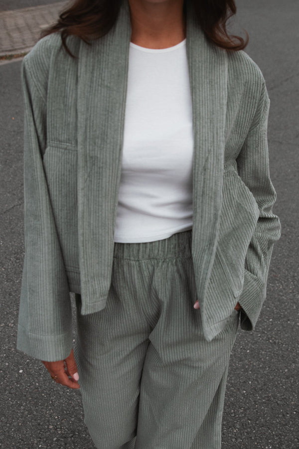Cordjacke Faded Green