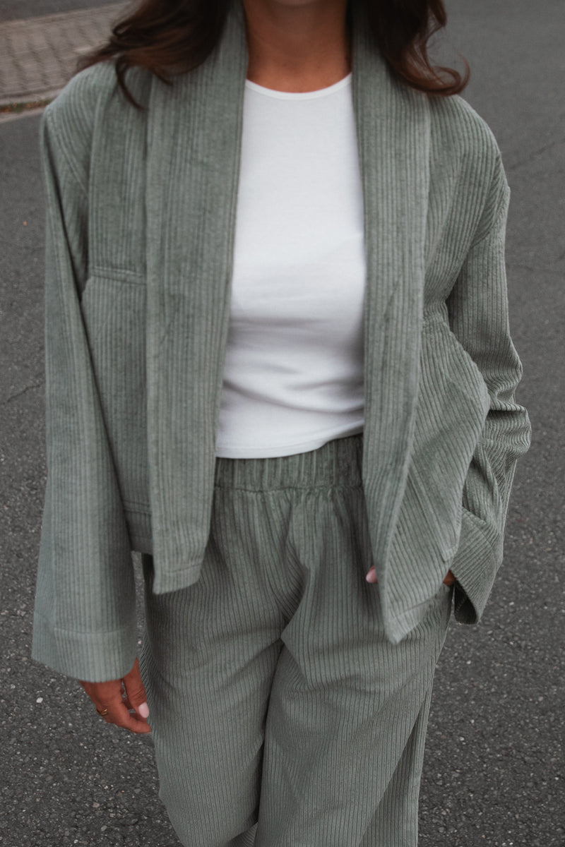 Cordjacke Faded Green