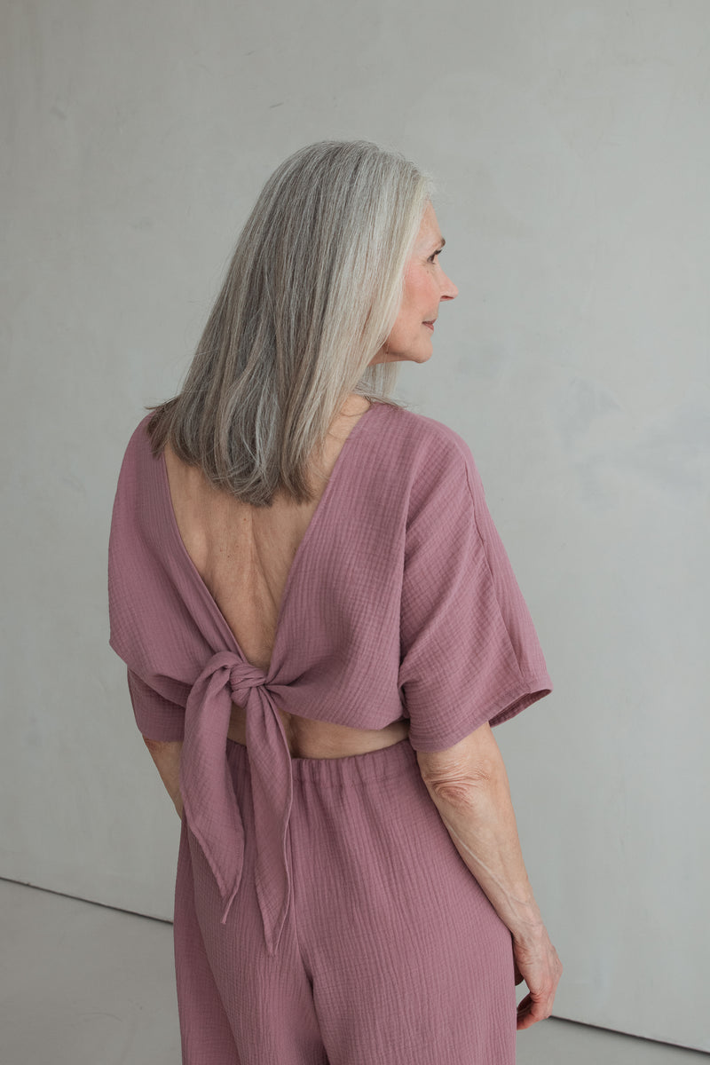 Jumpsuit Mauve aus Musselin mit Schleife