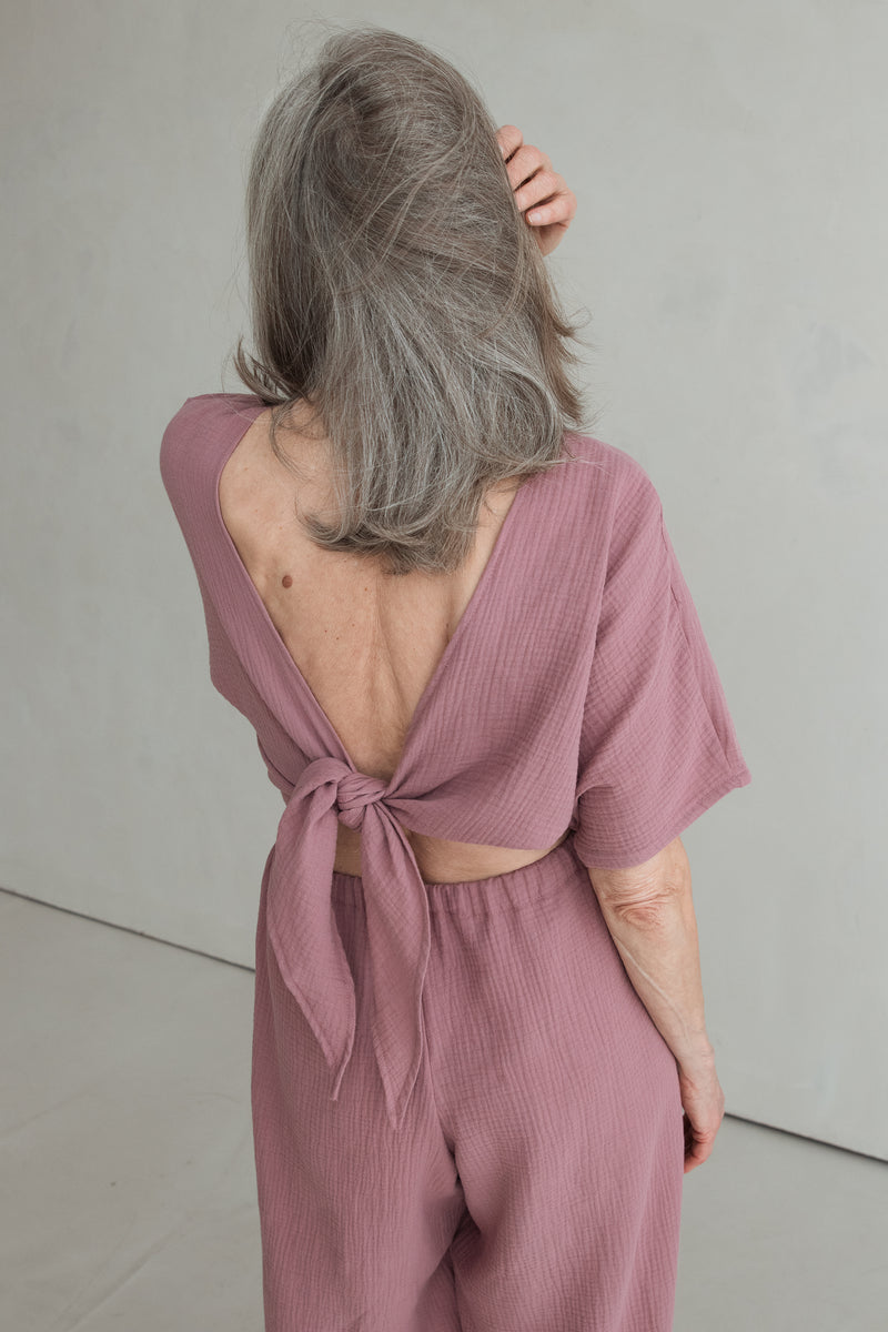 Jumpsuit Mauve aus Musselin mit Schleife