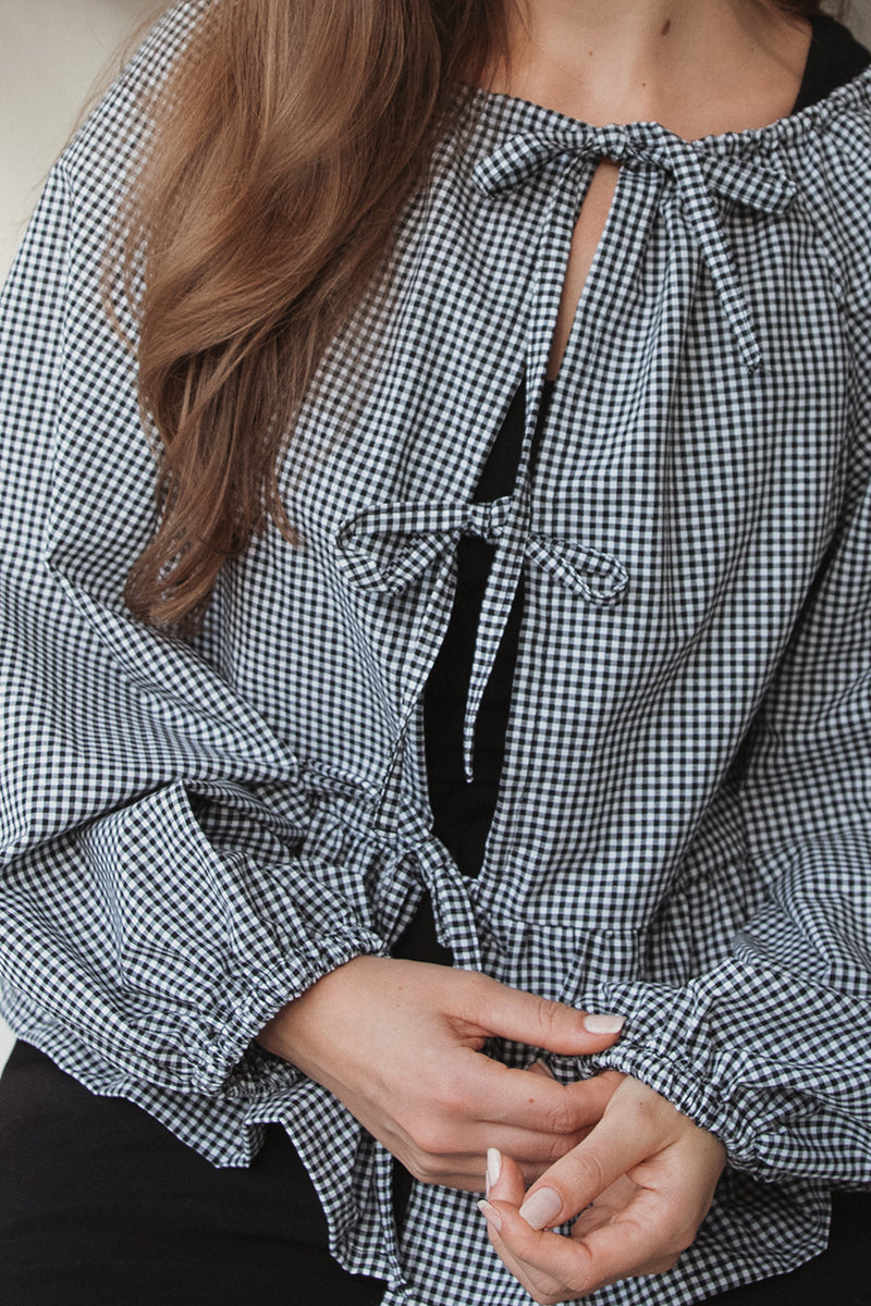 blouse with a check pattern