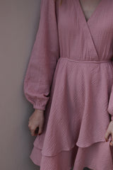 Nachhaltiges Kleid aus Musselin in Dusty Rose – fair produziert – Clara Himmel
