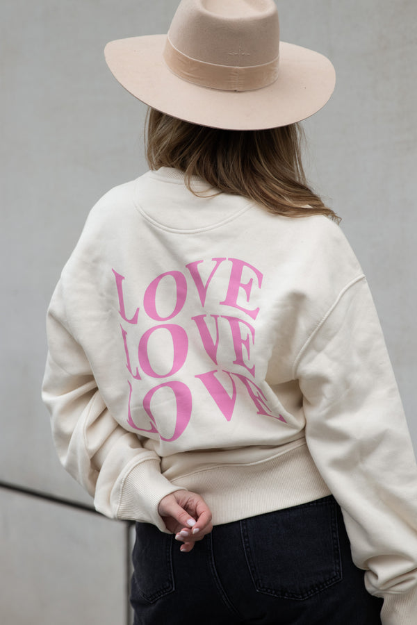 Oversize–Sweater Ivory LOVE