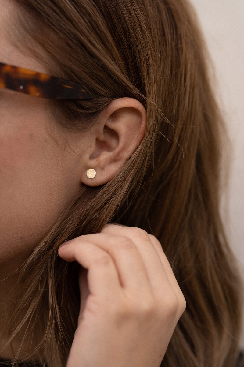 Ear studs gold GLITTER